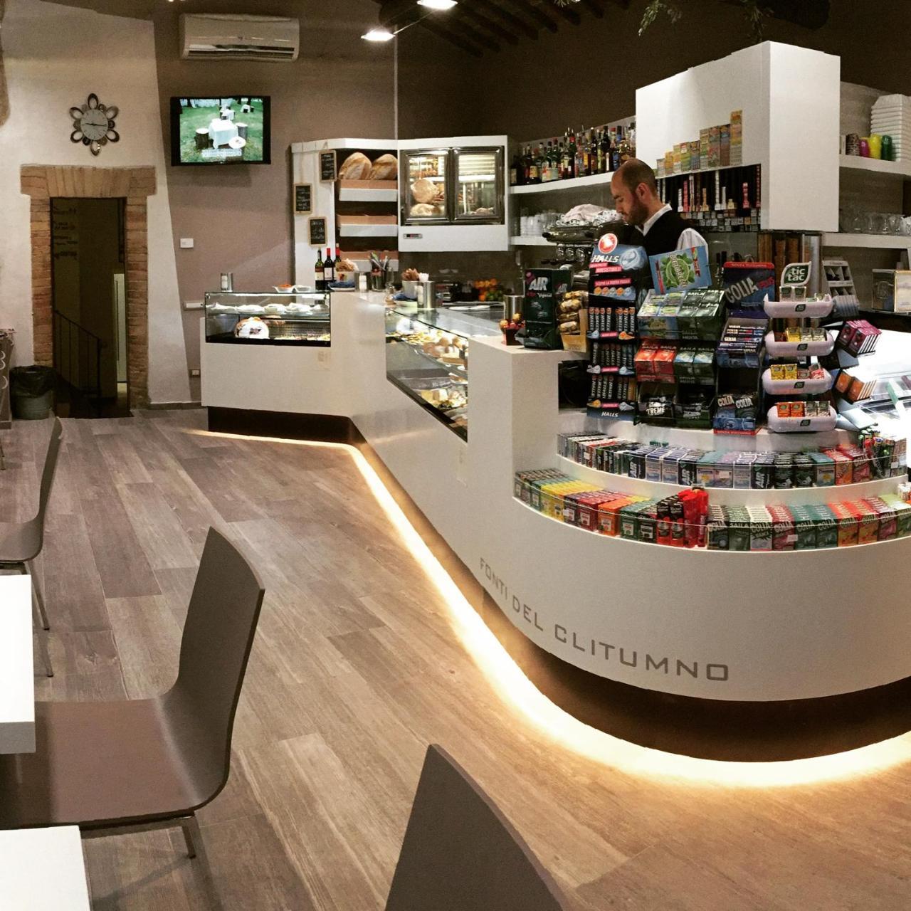克利通诺河畔坎佩洛Il Castello Di Campello公寓式酒店 外观 照片