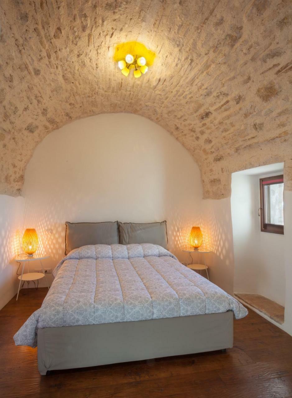 克利通诺河畔坎佩洛Il Castello Di Campello公寓式酒店 外观 照片